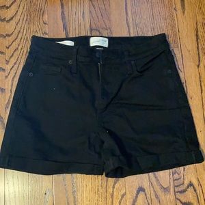 Universal Thread Goods Sz 4/27R Black Denim Shorts